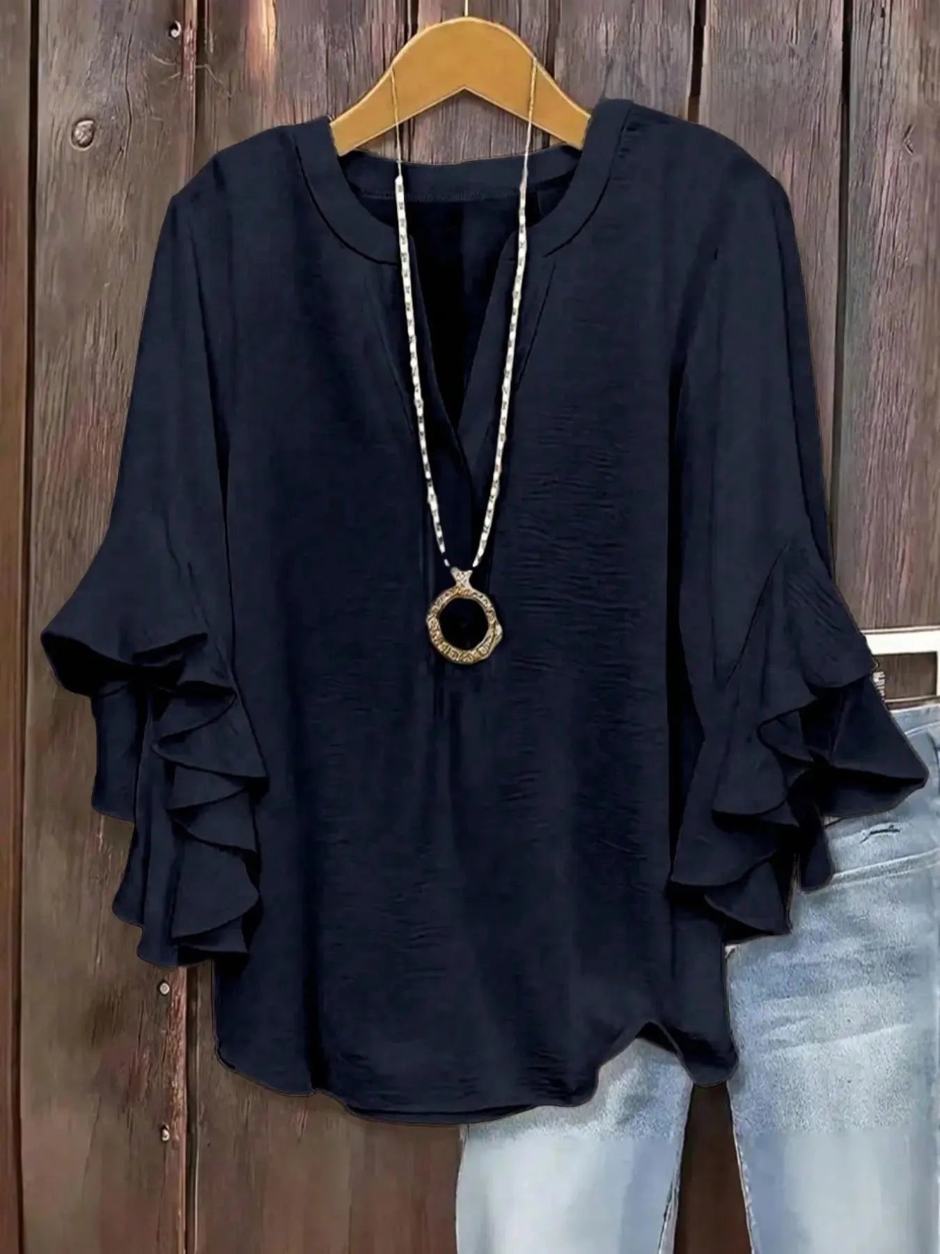💝💝Women's plus size shirt with puff sleeves and a V-neck, elegant floral pattern, comfortable and stylish, perfect for everyday wear