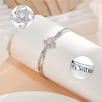 🌷A Bracelet That Celebrates Your Unbreakable Friendship ❤️The Lucky Four-Leaf Clover Bracelet A symbol of luck, love, and the bond between best friends.